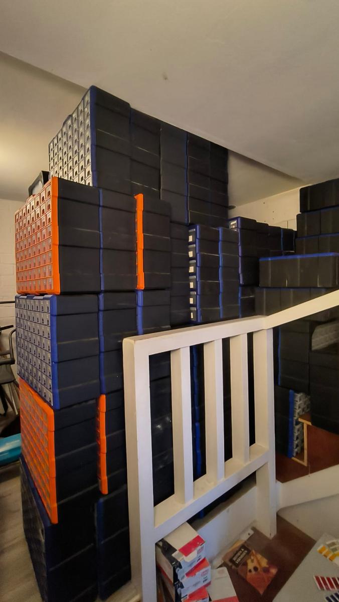 Storage system for LEGO