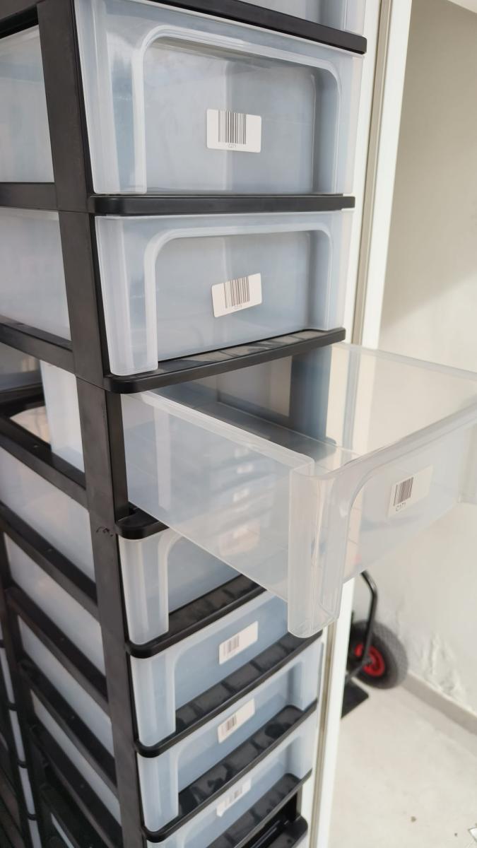 Storage system for LEGO