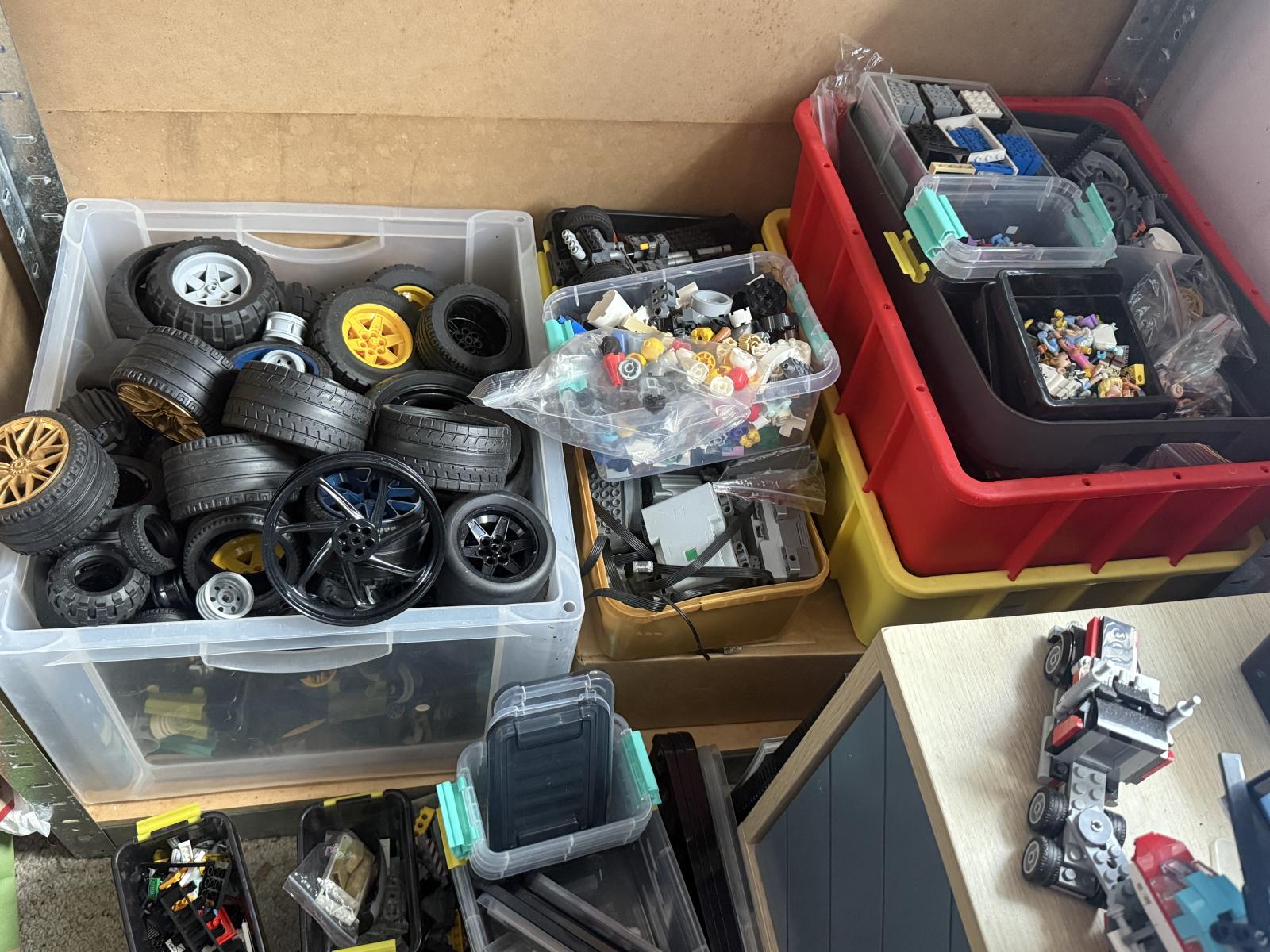 110,000 part Bricklink store