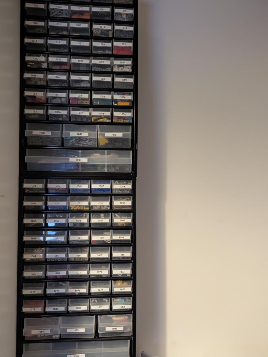 Bricklink/brickowl Store inventory + storage for sale - 8442 lots - 87516 items -  Netherlands