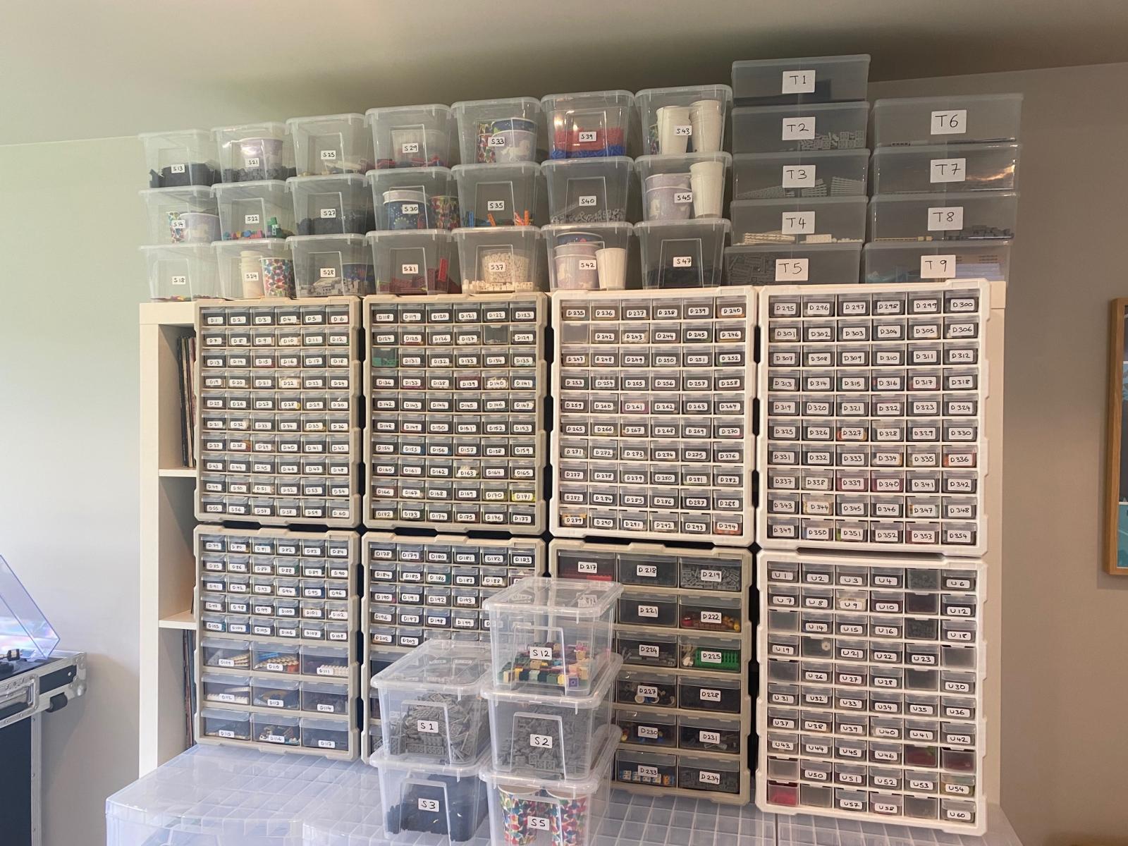 Bricklink Store in Melbourne Australia - 53,518 items in 3,066 lots