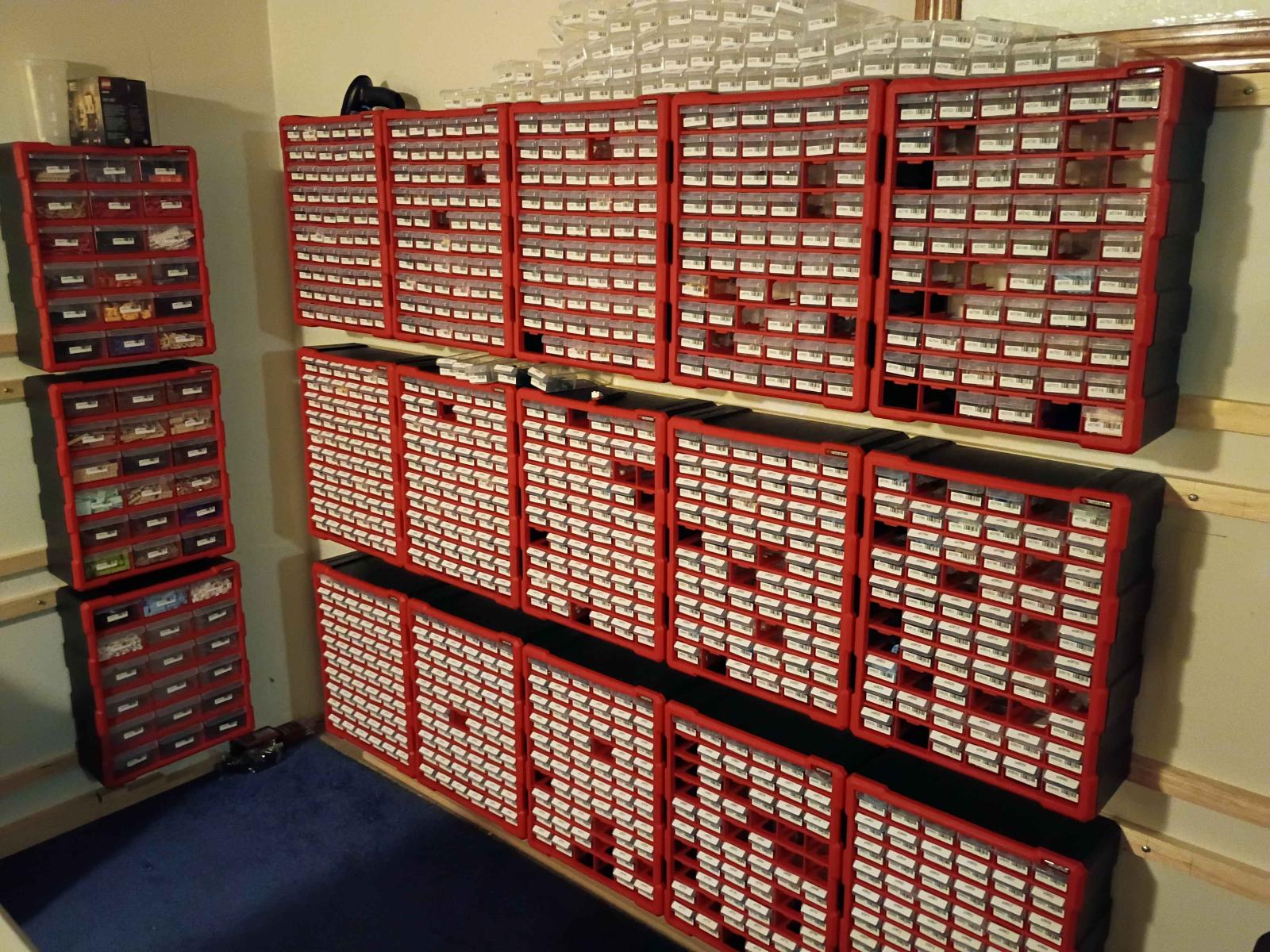 Bricklink store 30K parts + 18 storage units