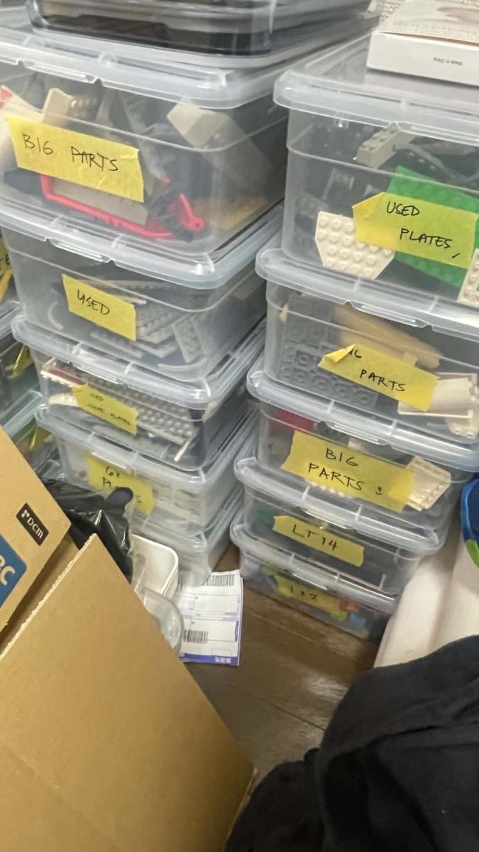 Bricklink Store located in Japan