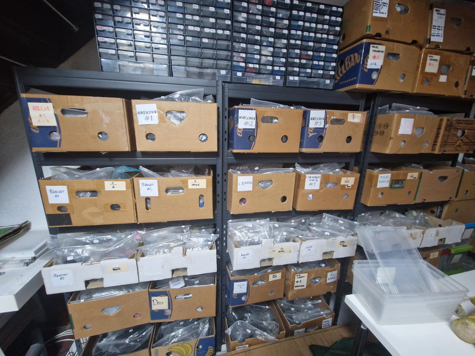 Full inventory of a previously success Bricklink and Brickowl store - 527,000+ parts.