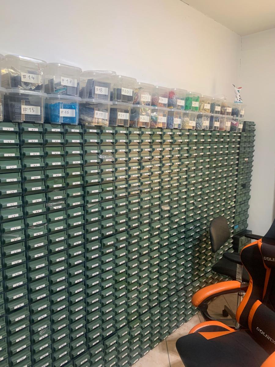 Established BrickLink Inventory – 570k+ Parts, 13.5k Lots