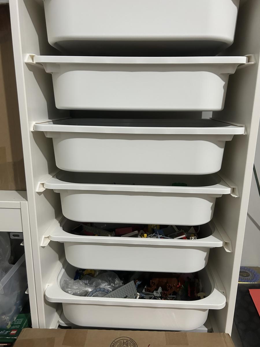 Bricklink store specialized in rare parts
