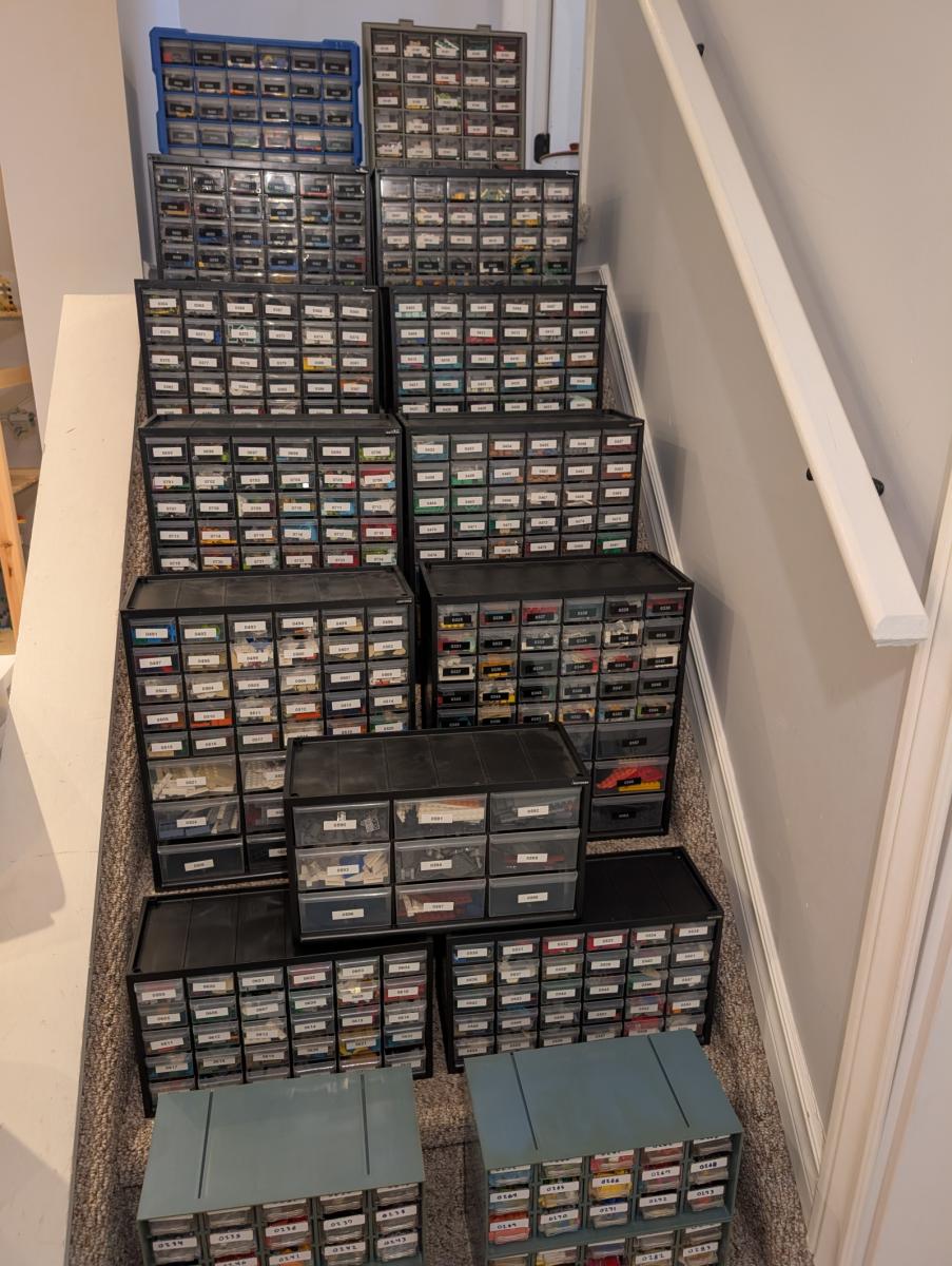 Bricklink inventory of NEW parts