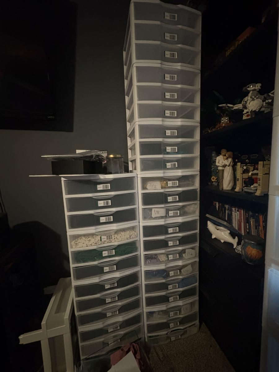 SMALL BRICKLINK STORE 5,624 LOTS 116,177 PIECES + AKROS AND STERALITES