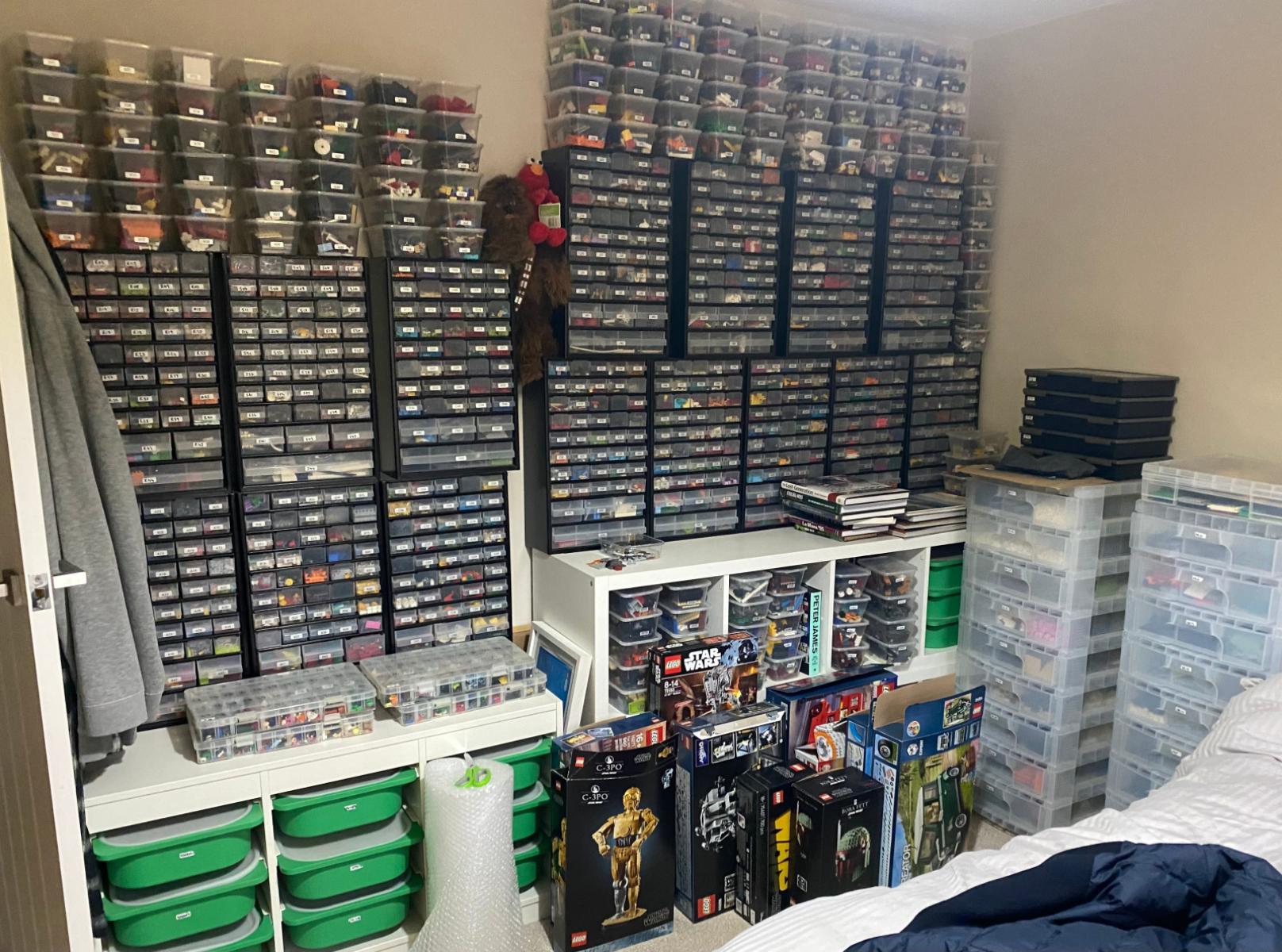 BRICKLINK STORE, PLUS LOTS OF STORAGE, EPSOM PRINTER, LABEL PRINTER, COUNTING SCALES, PACKAGING ETC
