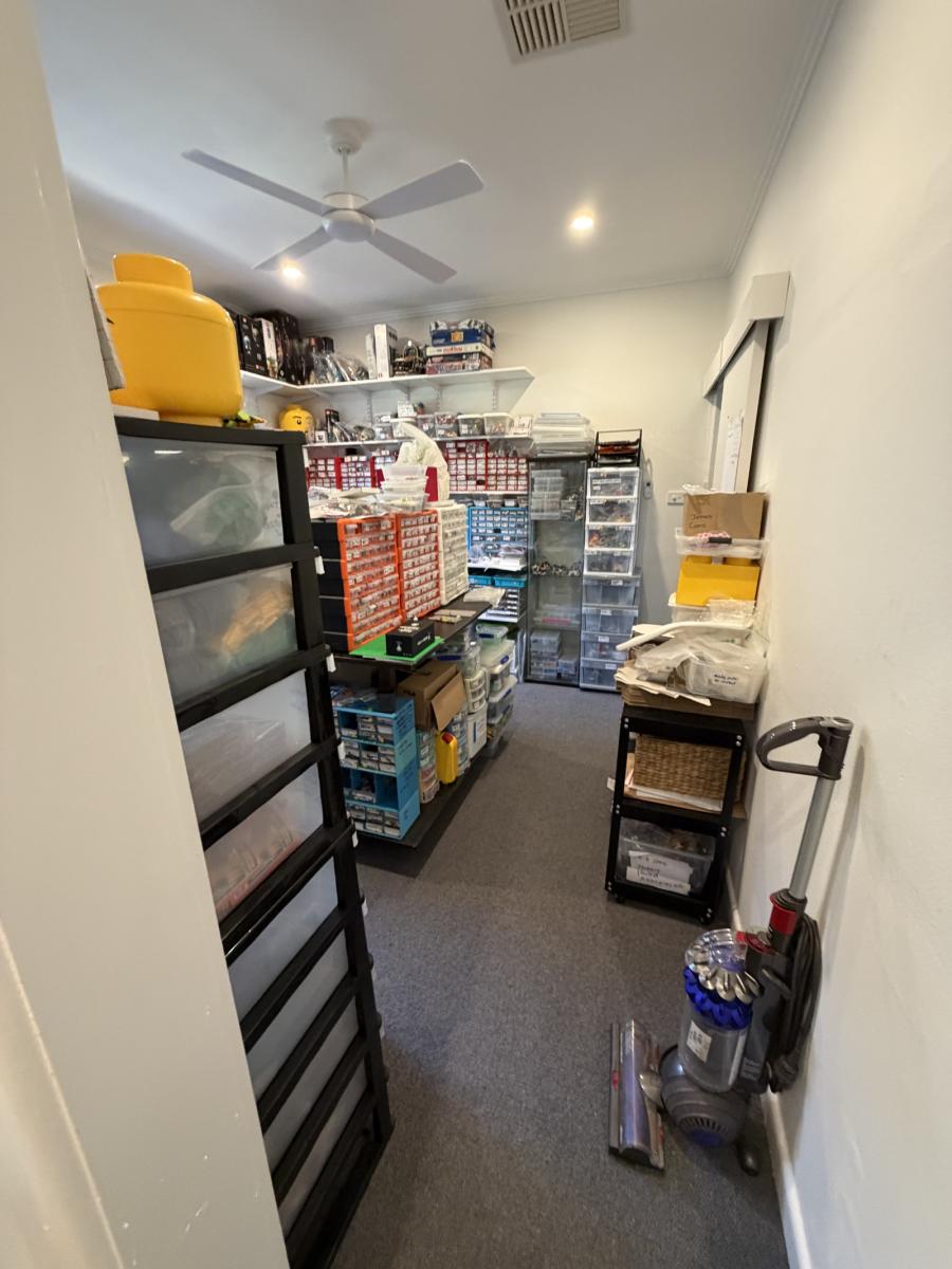 Established LEGO BrickOwl Store + 180,000 Items + A$52,500 Inventory