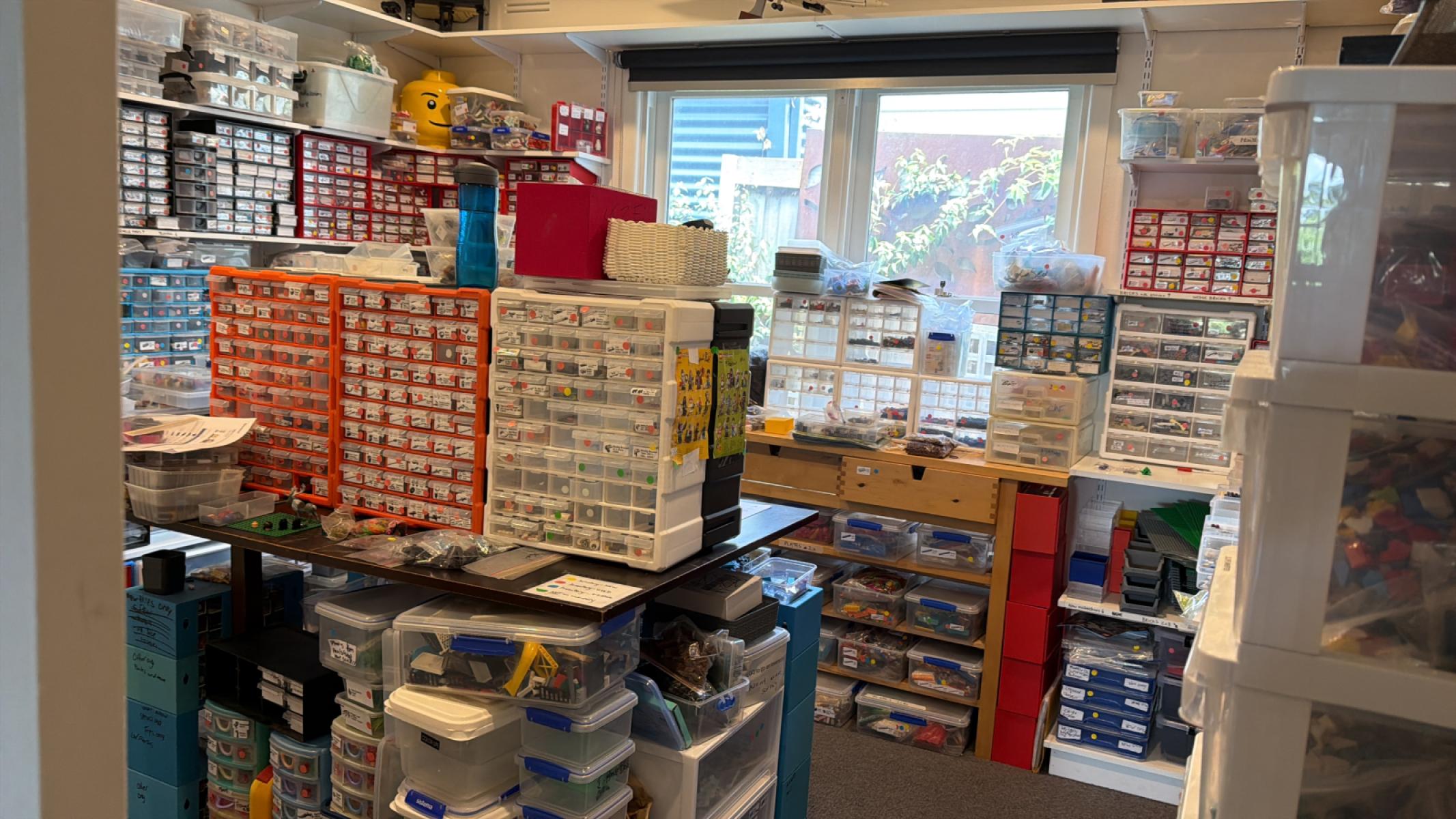 Established LEGO BrickOwl Store + 180,000 Items + A$52,500 Inventory