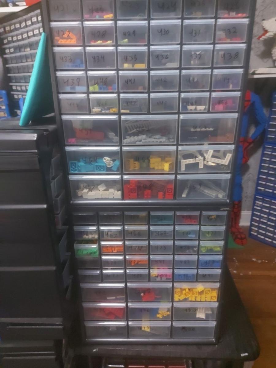Large store of 135000+ parts with a variety of parts.