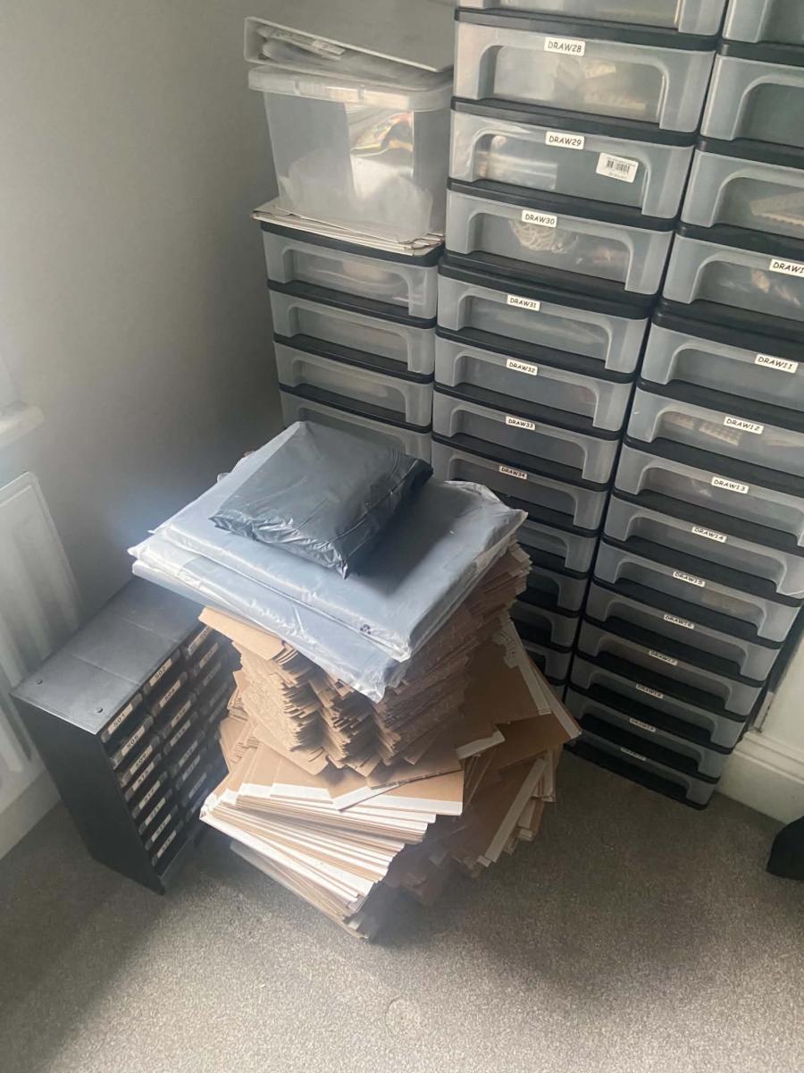 Full BrickLink Store - 66K+ inventory - 98% New Parts