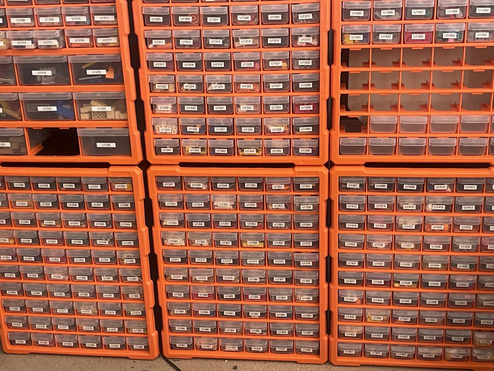 Bricklink Inventory 87,000 parts + sorted BULK (Plates, Wedges, Technic)