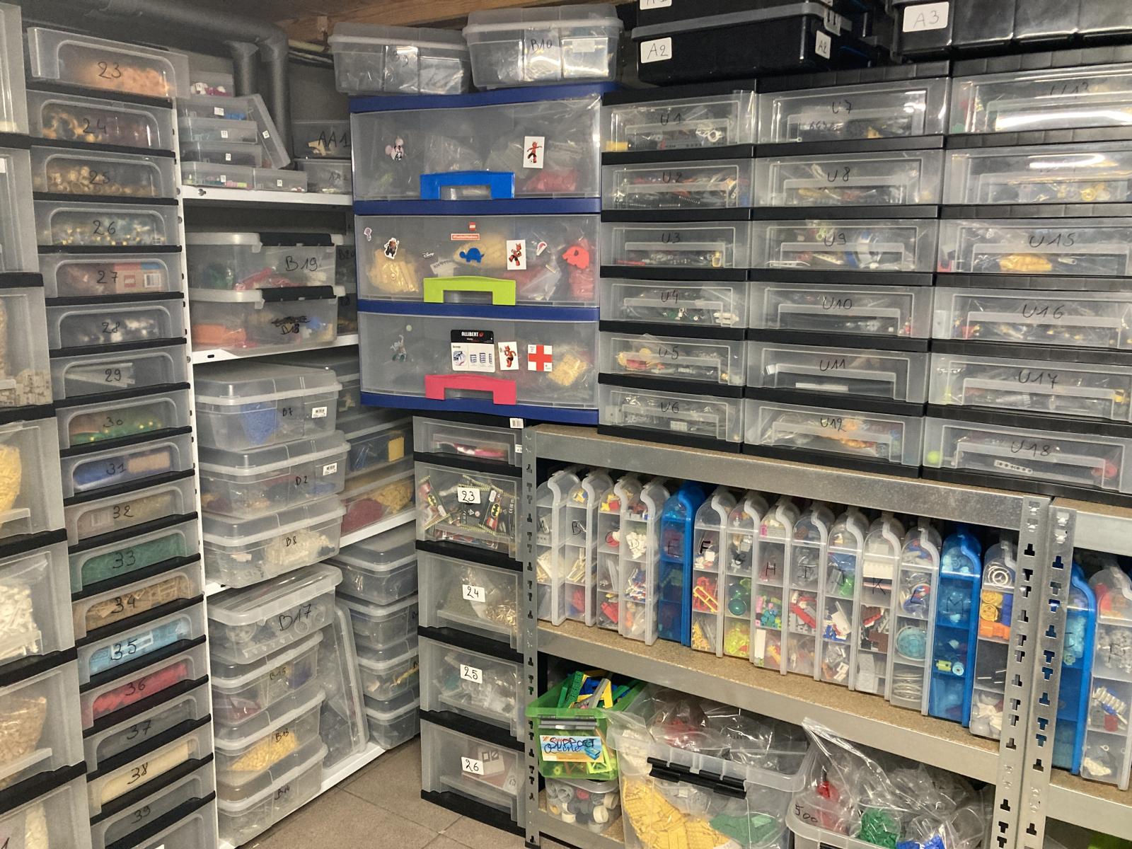 Belgian store, Oost-Vlaanderen, complete store Bricklink store